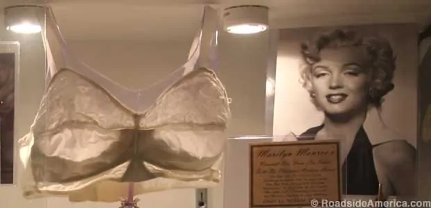 The Unexpected Evolution of Bras Through the Ages - Sammy D. Vintage