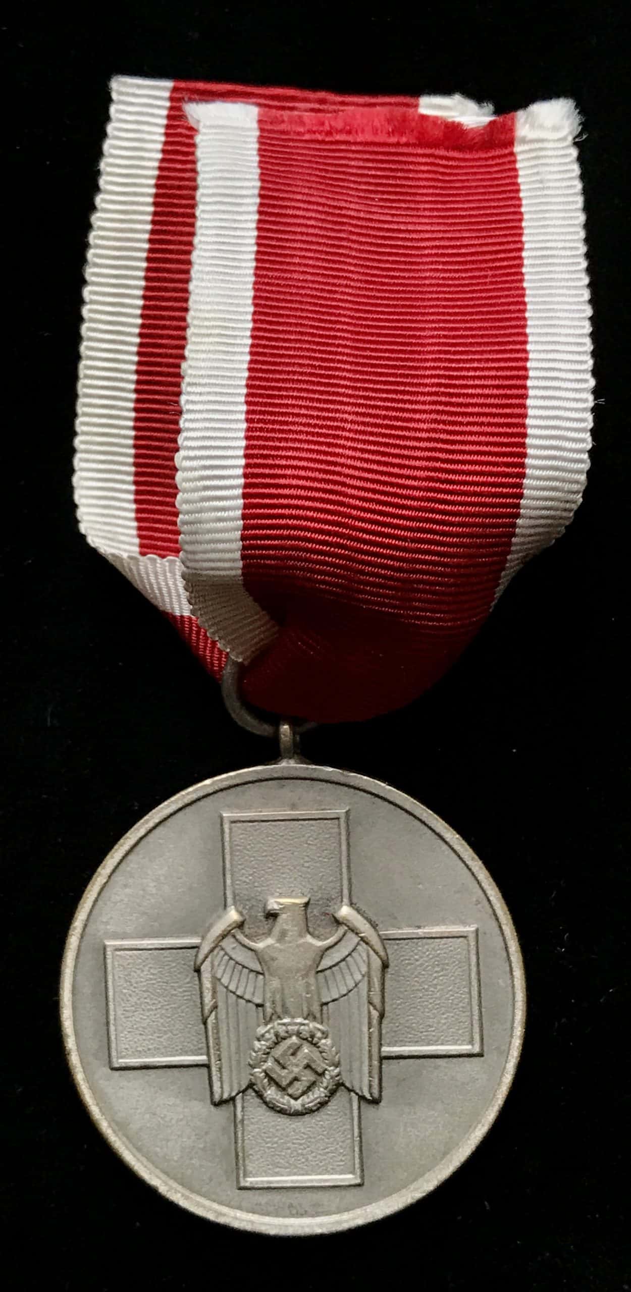 ww2-german-red-cross-medal-social-welfare-gettysburg-museum