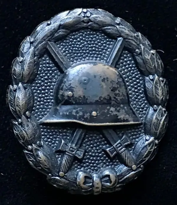 WWI German Black Wound Badge 1918 (Verwundeten-Abzeichen)