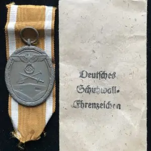 Nice Original WWII German West Wall Medal With Envelope (Deutsches Schutzwall-Ehrenzeichen) Certified