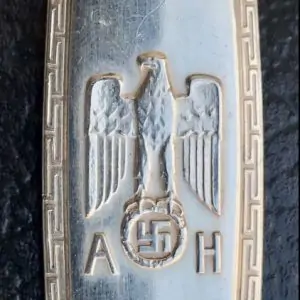 Adolf Hitlerâ€™s Personal Formal Pattern Large Silver Spoon Captured From The Eagleâ€™s Nest By A 101st Airborne Soldier Certified By The Gettysburg Museum Of History