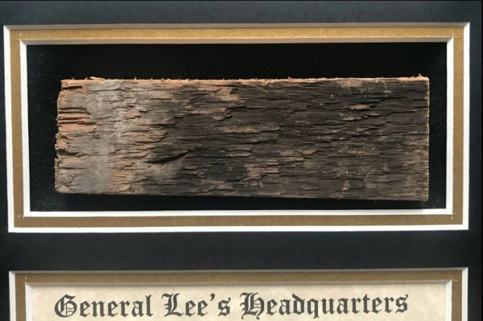 Robert E. Lee museum Gettysburg PA wood display